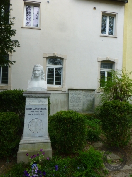 Novalisdenkmal in Weißenfels im Burgenlandkreis