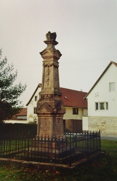 Kriegerdenkmal (Deutsche Einigungskriege) in Leißling (Stadt Weißenfels) im Burgenlandkreis