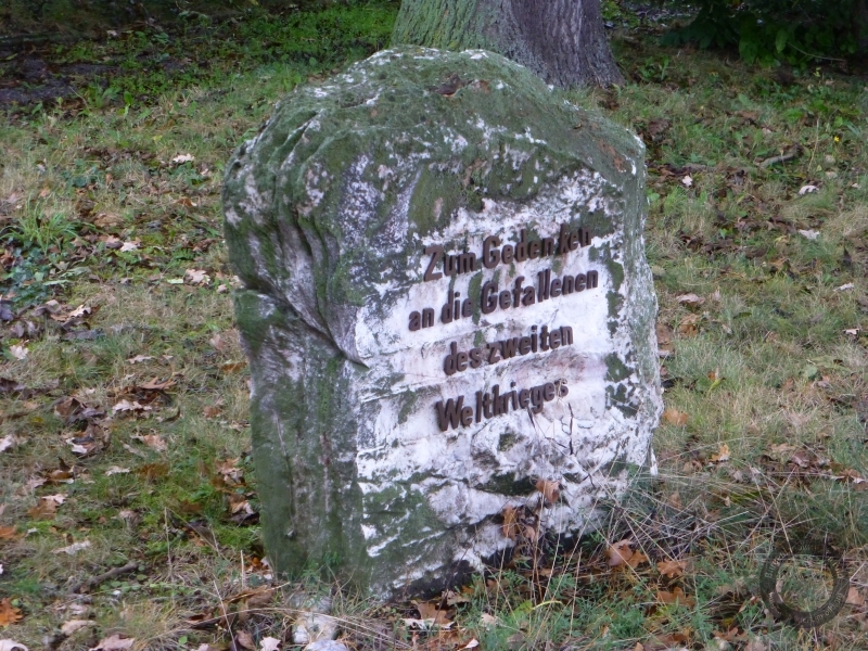 Kriegerdenkmal (Zweiter Weltkrieg) in Markwerben (Stadt Weißenfels) im Burgenlandkreis
