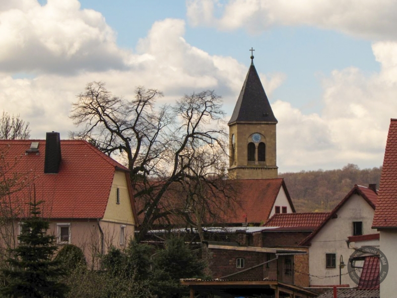Kirche Neu-St. Rupert in Großjena in der Stadt Naumburg (Saale) im Burgenlandkreis