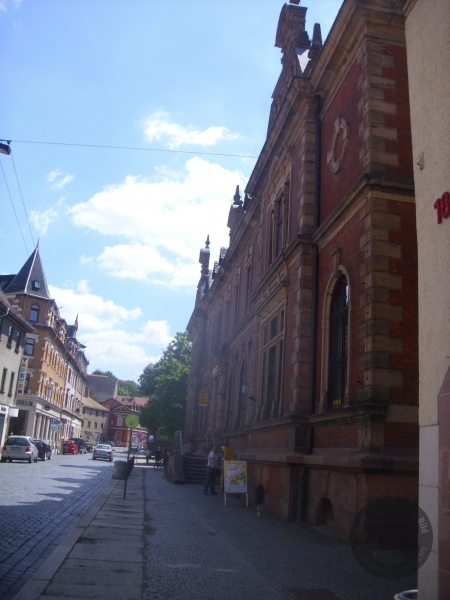 Saalstraße mit Postamt in Weißenfels im Burgenlandkreis