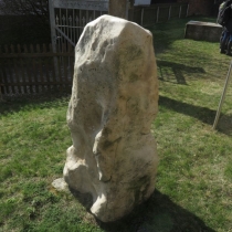 Stein (Menhir) von Görschen (Gemeinde Mertendorf, Wethautal) im Burgenlandkreis