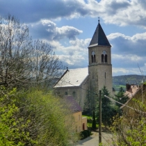 Kirche Neu-St. Rupert in Großjena in der Stadt Naumburg (Saale) im Burgenlandkreis