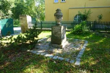 Denkmal für Karl Heinrich Heydenreich in Burgwerben bei Weißenfels im Burgenlandkreis