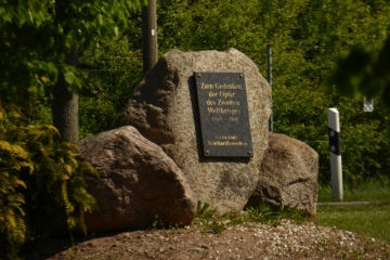 Denkmal für die Opfer des Zweiten Weltkrieges in Reichardtswerben (Stadt Weißenfels) im Burgenlandkreis